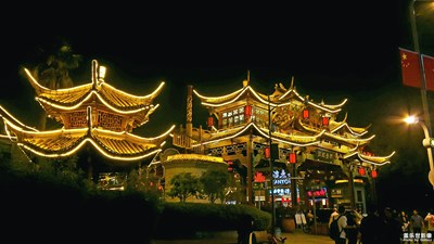 【国庆游记】之二：金碧辉煌琴台路