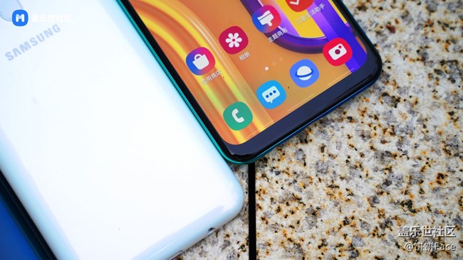 “续航怪物” 三星Galaxy M30s美图赏
