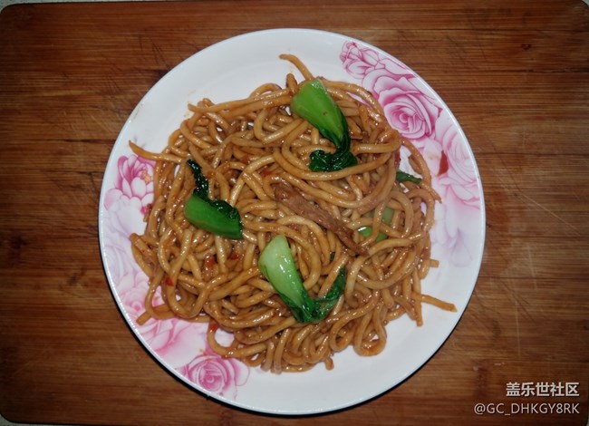 【温暖早餐】+牛肉炒面+紫菜蛋汤