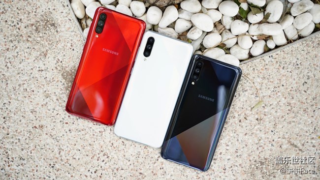 6400万超广角三摄 三星 Galaxy A70s美图赏