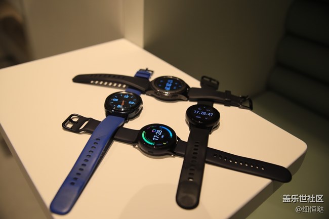 星体验 Galaxy Watch Active2 40mm款