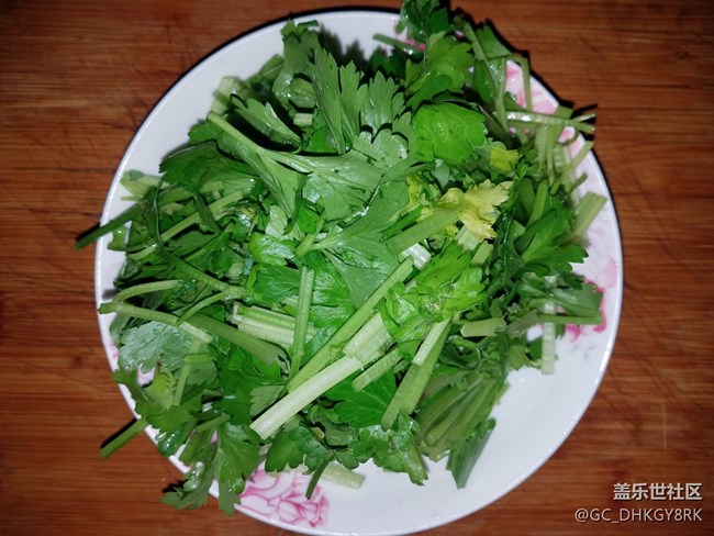 简单易做又好吃---芹菜炒肉丝