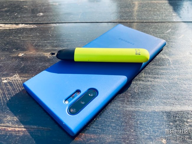 三星韩版雾屿蓝Note10+ vs 雪加夜魔版SNOW PLUS 三星韩版雾屿蓝Note10+ vs 雪加夜魔版SNOW PLUS