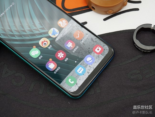 纯天然的新鲜感 遇见最美Galaxy M30s