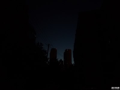 黎明前