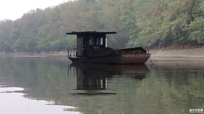 【倒影】+静静的河