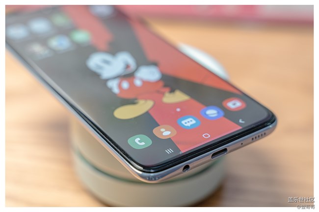 唯美中端佼佼者之初识Galaxy A70s