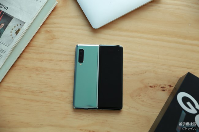 Galaxy Fold，目前折叠屏最赞手机，上手开箱体验【求精】