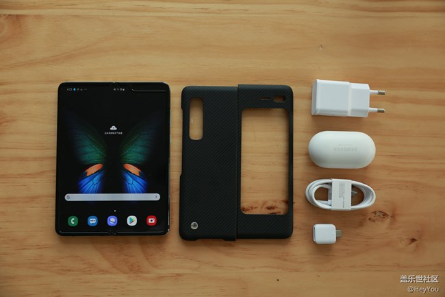 Galaxy Fold，目前折叠屏最赞手机，上手开箱体验【求精】