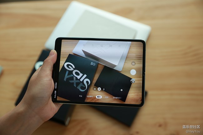 Galaxy Fold，目前折叠屏最赞手机，上手开箱体验【求精】