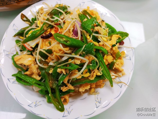 丰盛的晚餐，会发胖的哦！