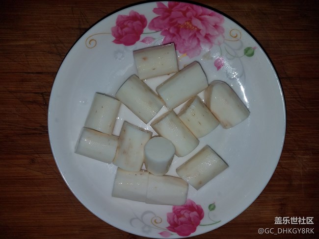 【暖胃好食】+山药莲藕小排汤 【暖胃好食】+山药莲藕小排汤