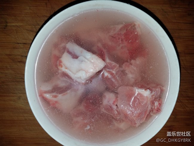 【暖胃好食】+山药莲藕小排汤 【暖胃好食】+山药莲藕小排汤