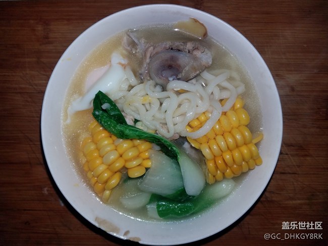 【深夜食堂】+大排面+腌红辣椒片+菠萝蜜