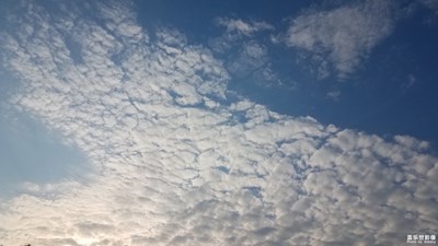 【美丽的云】+不那么白的白云