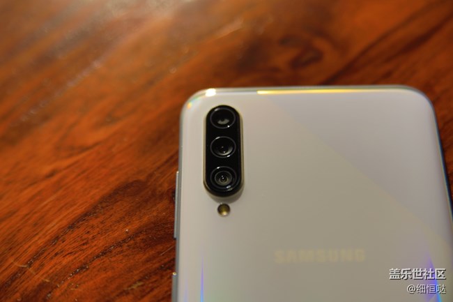 Galaxy A70S 6400万新体验 Galaxy A70S 6400万新体验