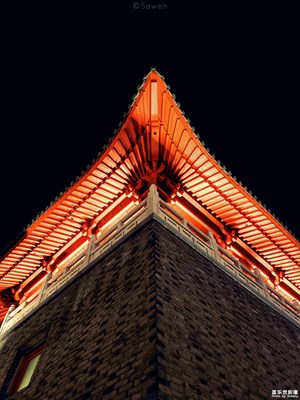 【静夜寻光】