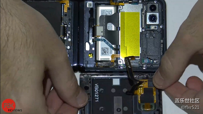 三星 Galaxy Z Flip 拆机视频