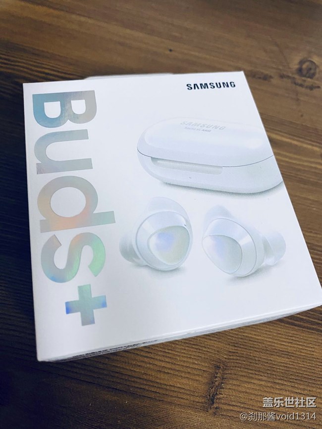 三星2020新品 Galaxy Buds+ 白色 简单开箱上手