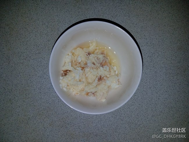 【宅家食谱】+火腿肠蛋炒饭