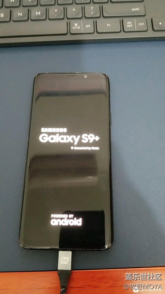 三星s9+无法开机，手机插电就显示这个画面进不了系统。