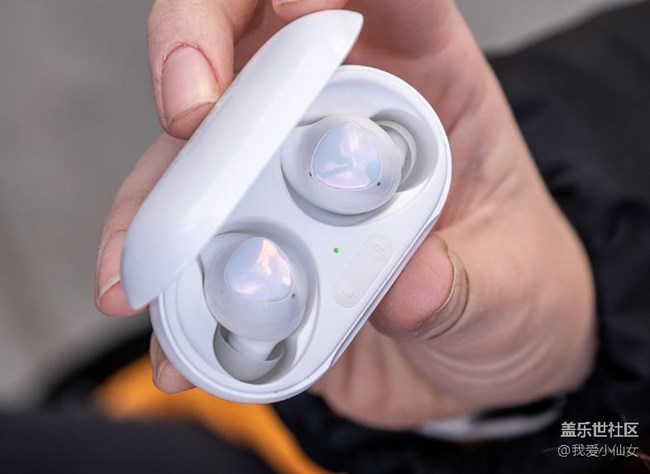 音质与性能并驾齐驱 GalaxyBuds+无线耳机惊艳开箱