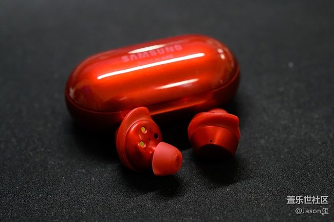 我的专属Bud+，新到的红色Buds+