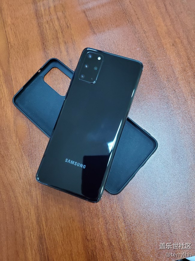 S系列的一次重大更新-S20+手机简单体验