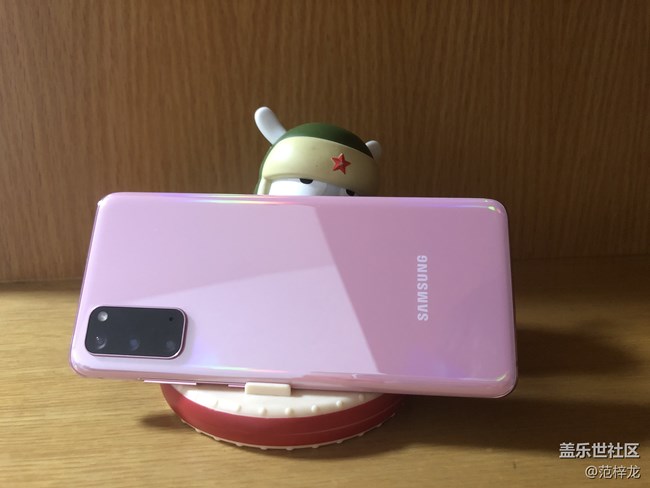 九游平台旗舰堆料狂魔-三星Galaxy S20系列