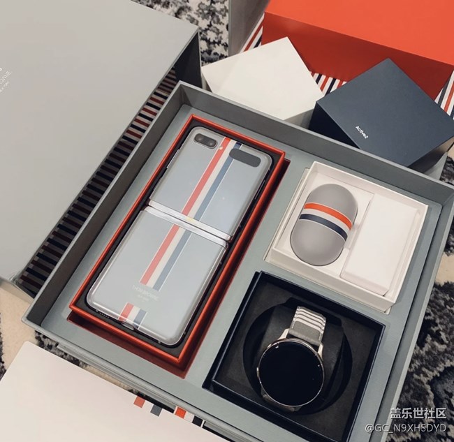 关于z flip的使用感