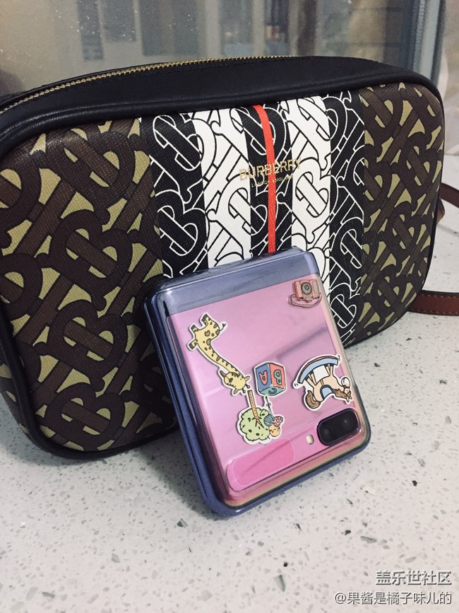 装饰我的Galaxy Z Flip