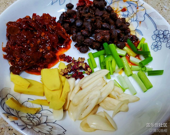 苦瓜辣椒炒回锅肉