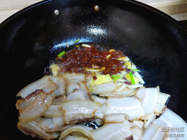 苦瓜辣椒炒回锅肉