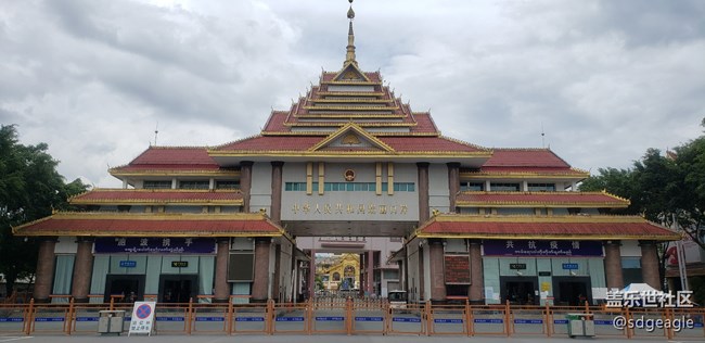 最近在云南出差，发几张云南美景