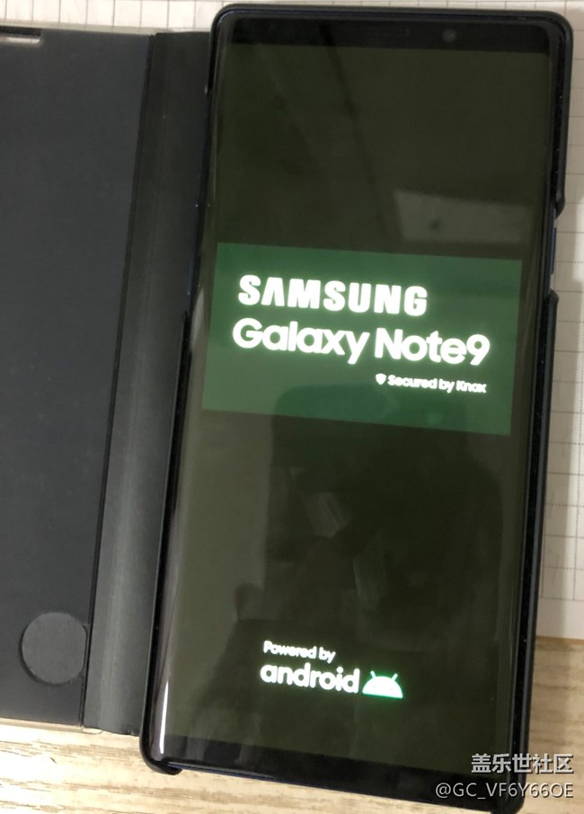 三星Note9国行，屏幕突然变暗绿、横纹，拖动屏幕全是残影