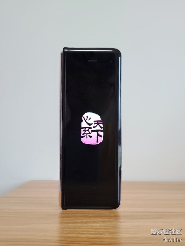 图赏W20 5G 经典旗舰 全新形态 独领精英风尚