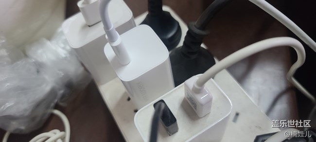 小米65W充电器到了，肉眼可见速度电量上涨感觉非常满意