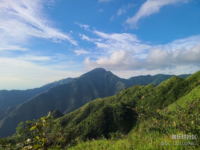 带着三星S20翻山越岭