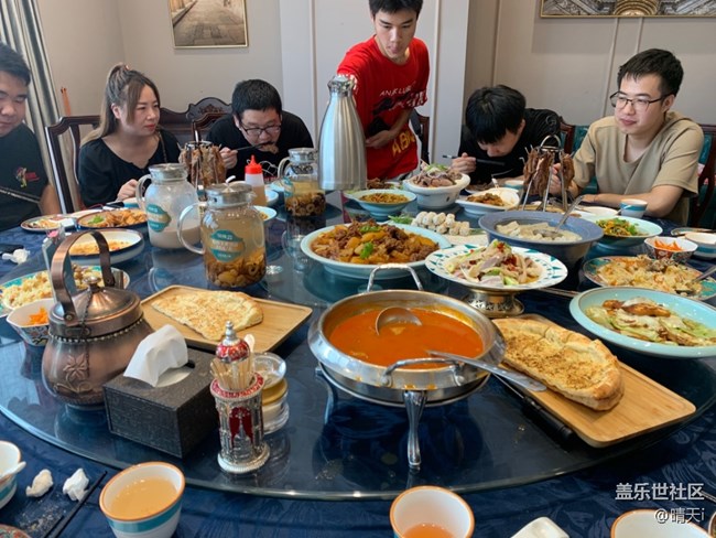 社区五周年庆祝活动