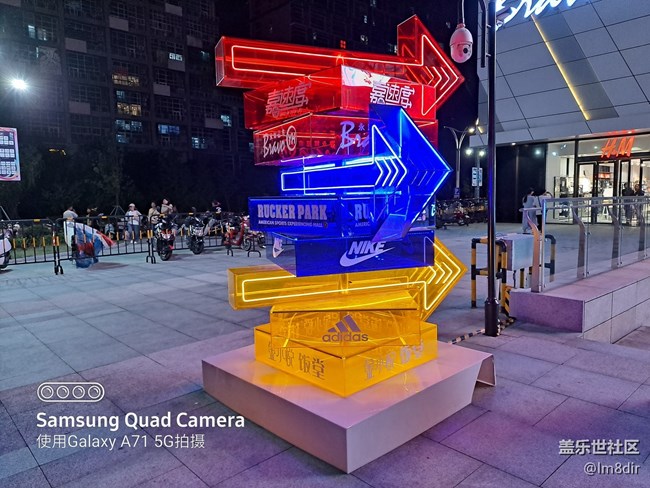 【Galaxy A71 5G评测活动】何必非要追求旗舰，三星A71评测