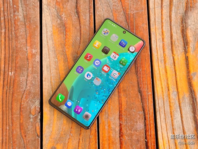 【Galaxy A71 5G评测活动】何必非要追求旗舰，三星A71评测