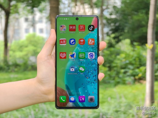 【Galaxy A71 5G评测活动】何必非要追求旗舰，三星A71评测