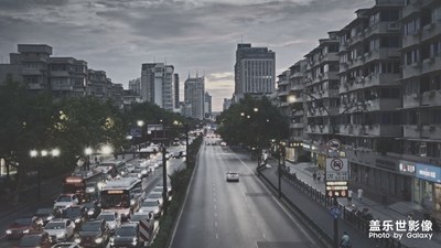 八月六日