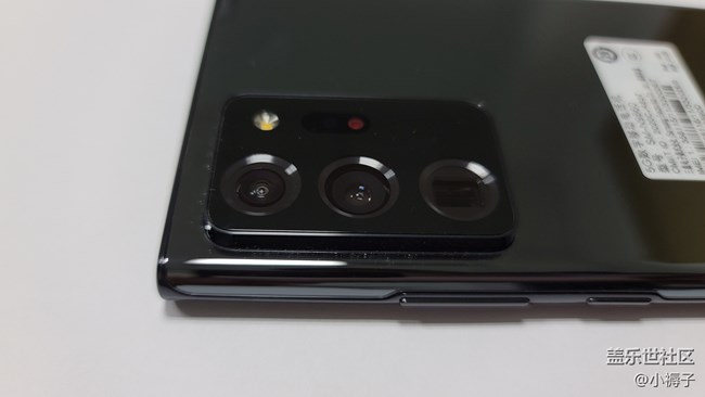 三星Note20Ultra开箱上手体验：大块头、手感棒