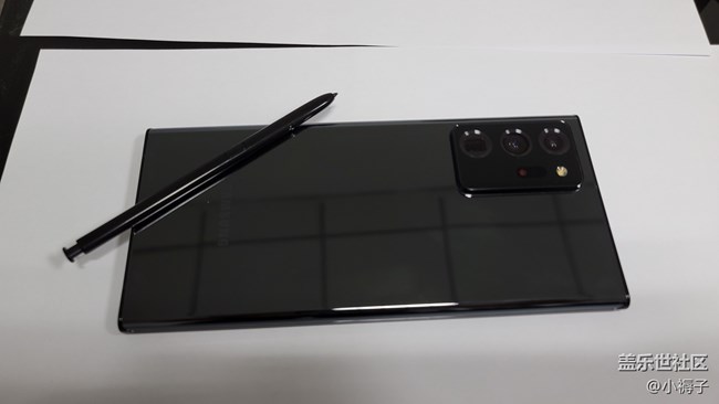 三星Note20Ultra开箱上手体验：大块头、手感棒