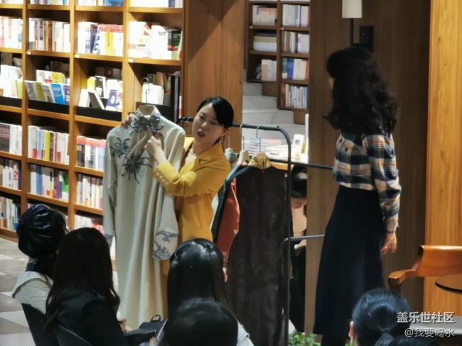 【双节假期怎么过】西安美妆博主雯方分享美的秘密和多样性