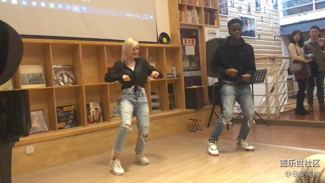 在西安参加的一场舞会看着真的不错哦