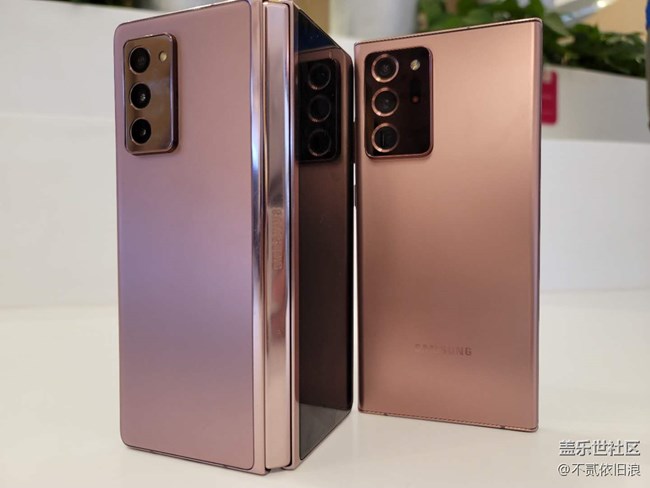 Galaxy Z Fold2 开合之间探索无限可能  上手体验