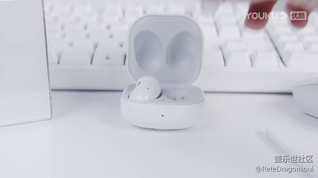 终于收到了我的Buds Live！Buds Live 开箱