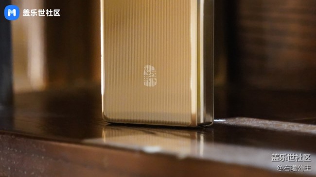 尽显奢华 心系天下 三星W21 5G美图赏